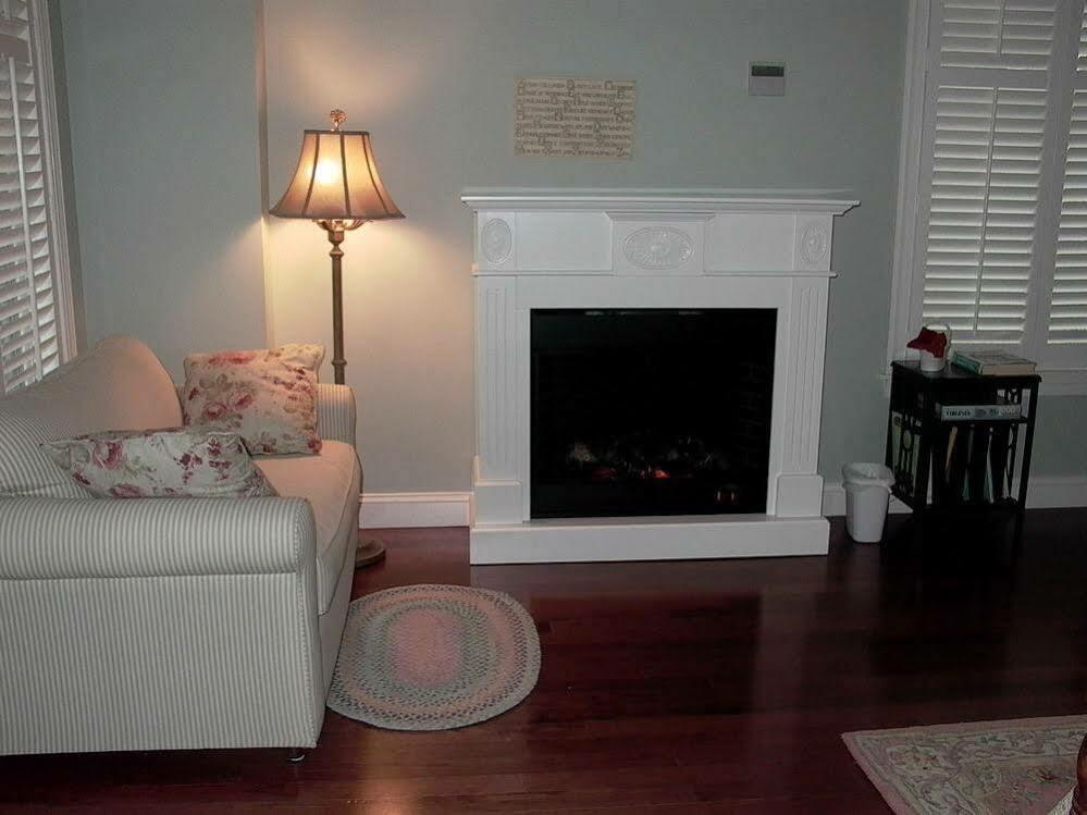 Trinkle Mansion Bed & Breakfast Wytheville Exterior foto